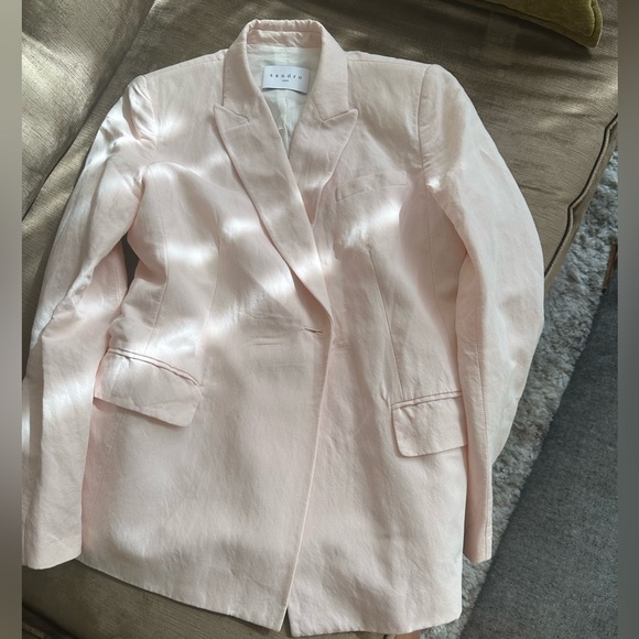 Sandro Jackets & Blazers - Sandro Blazer!